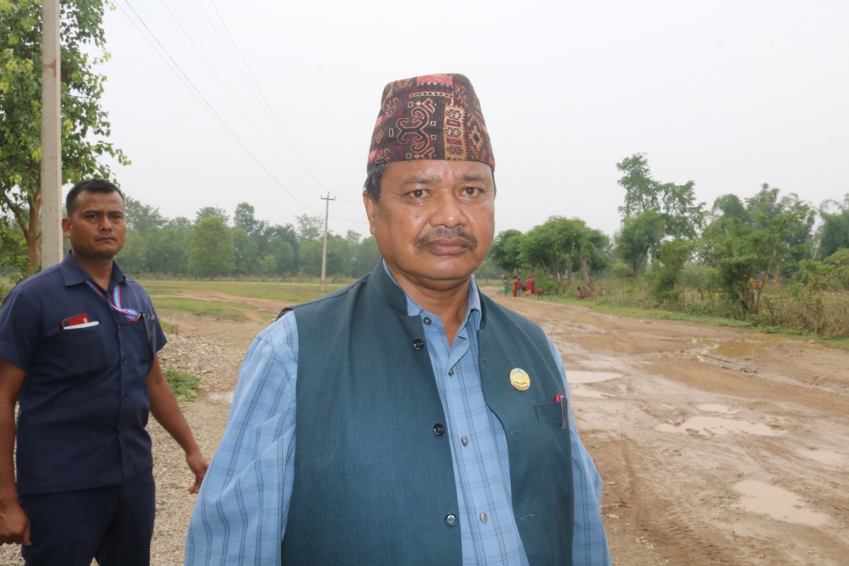 डिल्लीबहादुर चौधरीः बेसको अध्यक्षदेखि मुख्यमन्त्रीको बागडोरसम्म